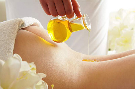 Hot Oil Aroma Massage